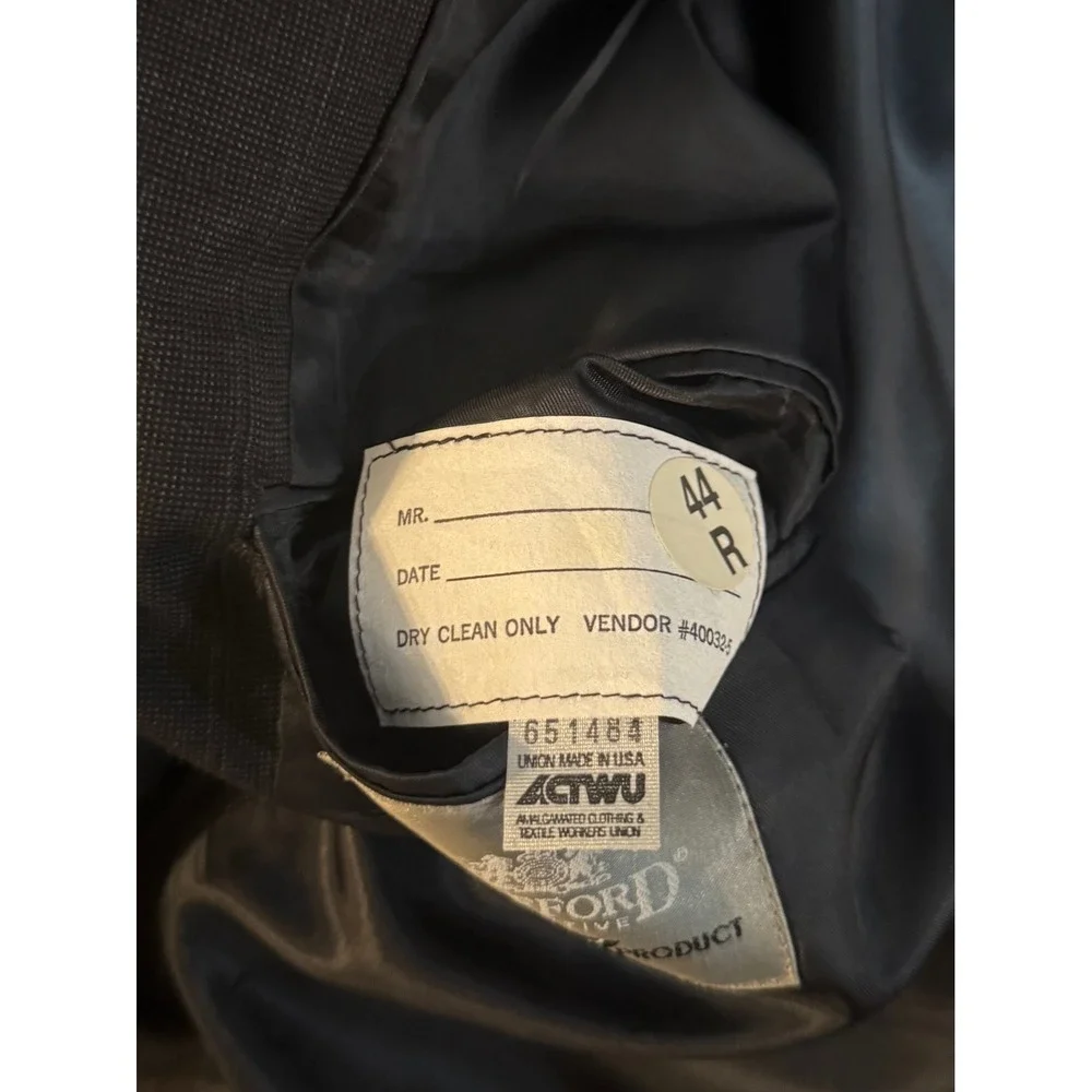 Stafford Executive Blazer Sport Coat 100% Wool Two Button Closure 44R‎